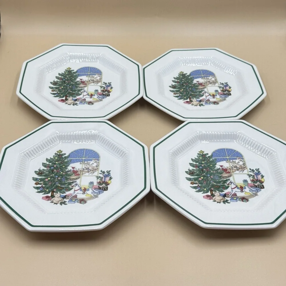 Nikko Christmastime Here Comes Santa Accent Salad Plate Set of 4 Japan Ceramic